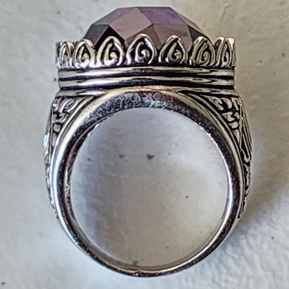 Vintage-Inspired Chunky Crown Amethyst Purple Gemstone Ring Size 7.5 Jewelry - Picture 8 of 8